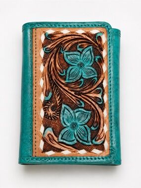 NEW NEVER USED Western Turquoise Floral Tooled Leather Card Wallet